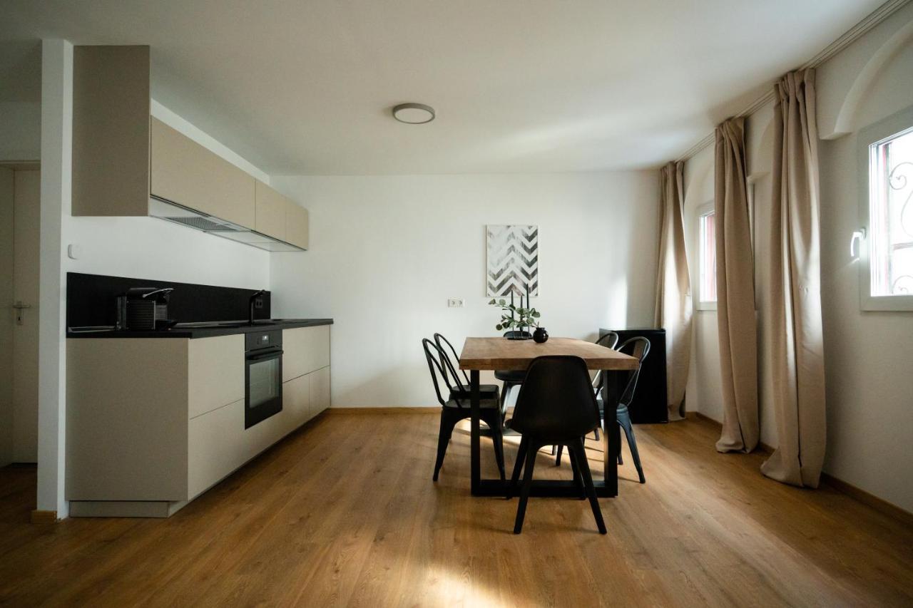 דיסלדורף Oldtown Studio Apartment With 2 Bathrooms מראה חיצוני תמונה