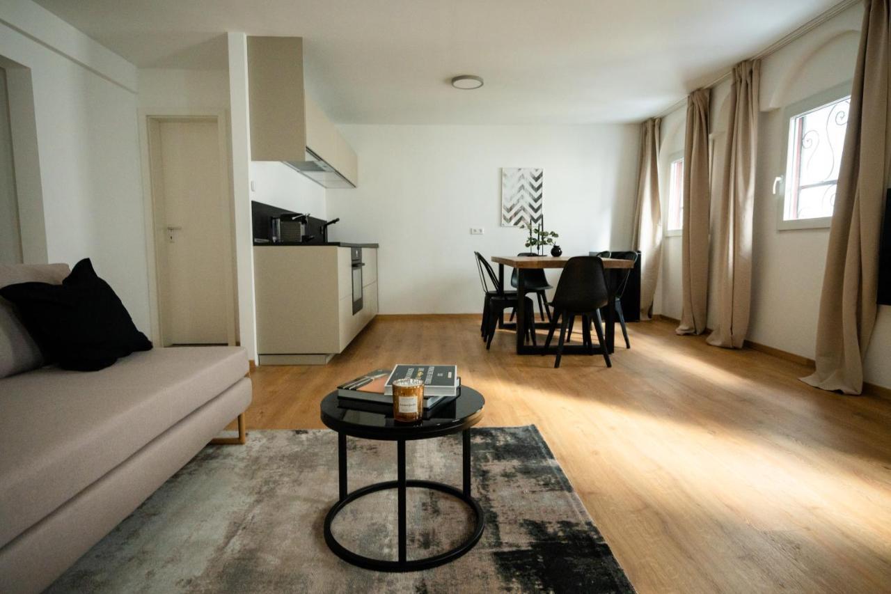 דיסלדורף Oldtown Studio Apartment With 2 Bathrooms מראה חיצוני תמונה