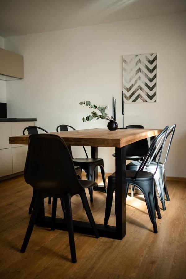 דיסלדורף Oldtown Studio Apartment With 2 Bathrooms מראה חיצוני תמונה