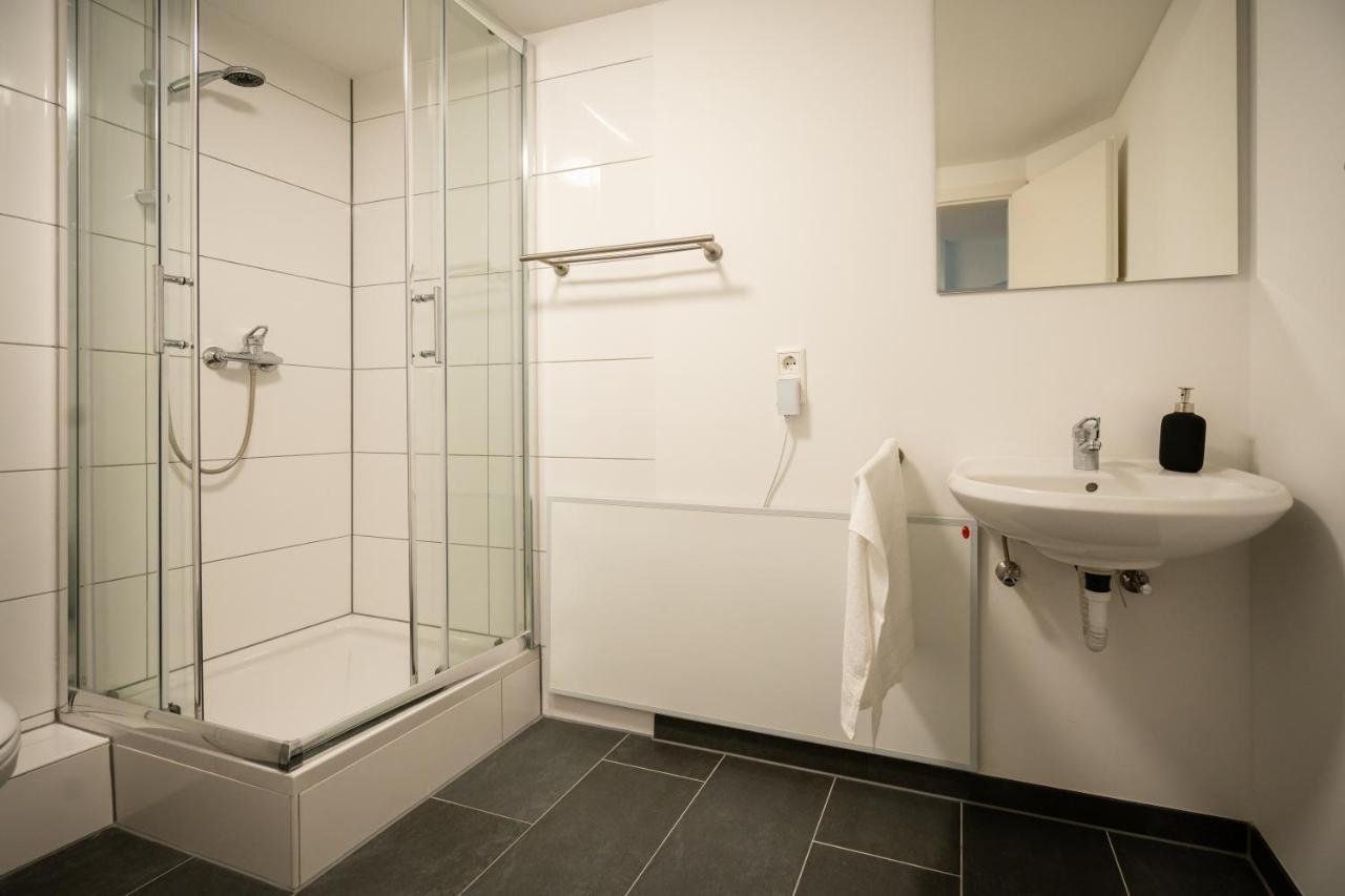 דיסלדורף Oldtown Studio Apartment With 2 Bathrooms מראה חיצוני תמונה